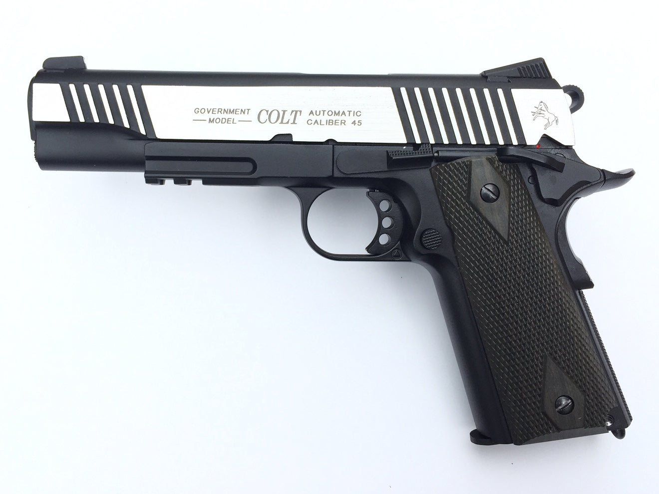 Cybergun - Colt 1911 Rail Gun Dual Tone, Full Metal, GBB - Co2 1