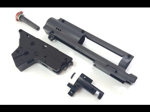 Retro Arms- CNC Split Gearbox V2 8mm with int. Hop Up Chamber ULTRA - QSC