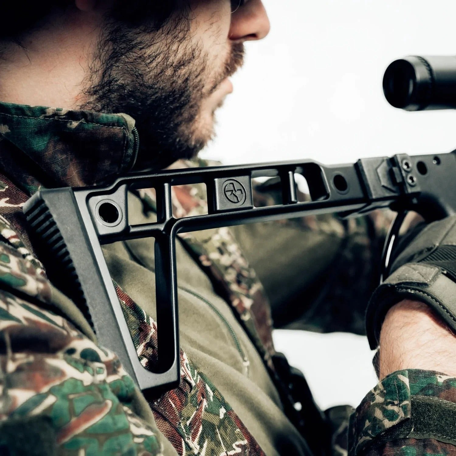 Novrisch - SSX10/SSG11/SSQ22 Picatinny Folding Stock